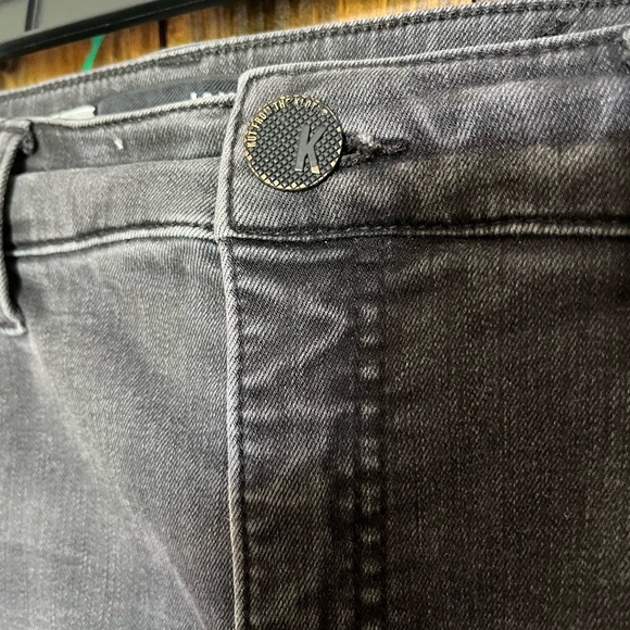 Kut from the Kloth High Rise Skinny Ankle Connie Black Jeans, Women’s Sz 8 - Picture 7 of 12